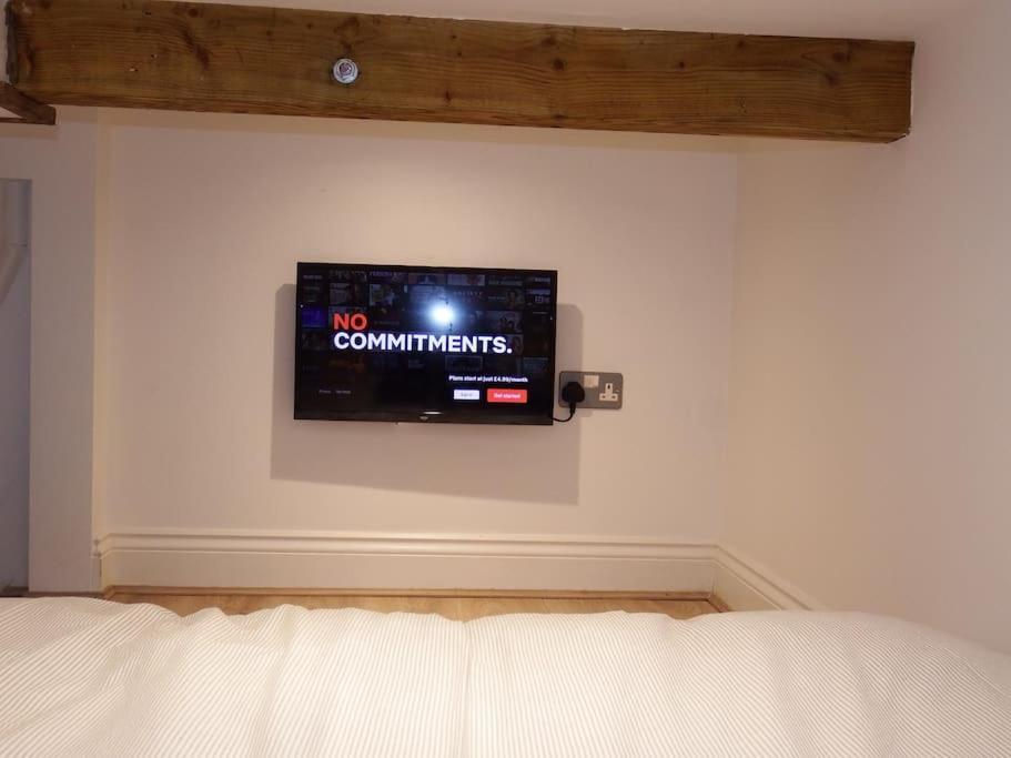 Newly Renovated Stunning Warehouse Apartment Bournemouth Exterior foto