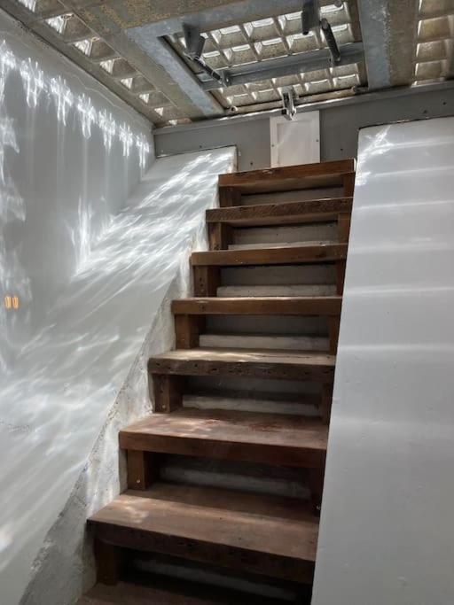 Newly Renovated Stunning Warehouse Apartment Bournemouth Exterior foto